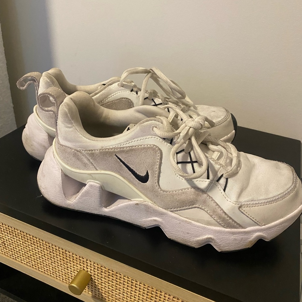 Nike shoes